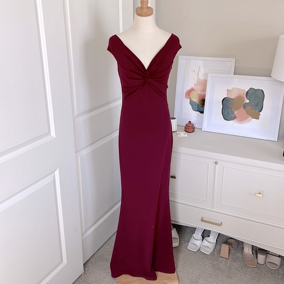 Katie May Dresses & Skirts - KATIE MAY | Sweetheart Neck Dress